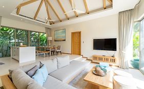 Trichada Breeze 3br Stylish Villa, 15 Min To Layan Beach