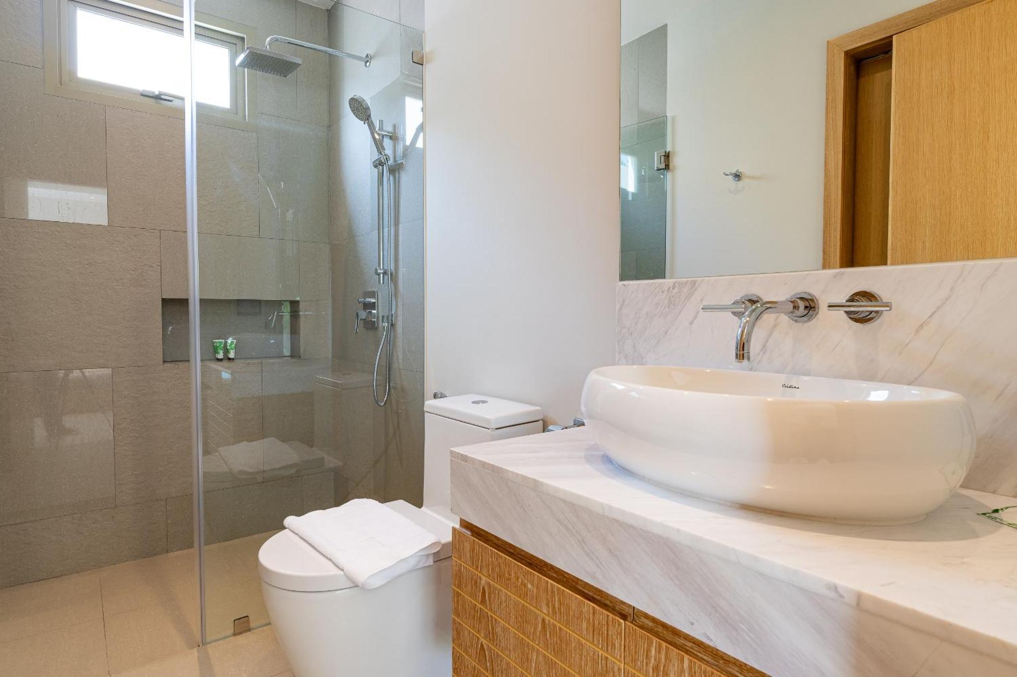 Trichada Breeze 3Br Stylish Villa, 15 Min To Layan Beach ถลาง ภายนอก รูปภาพ